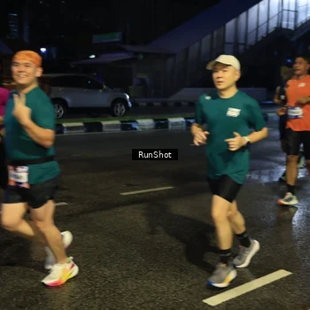 Runner Photo 7887993