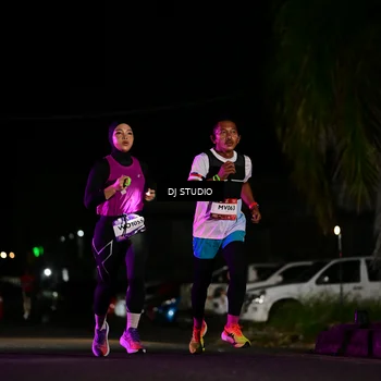 Runner Photo 7887994