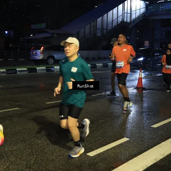 Runner Photo 7888002