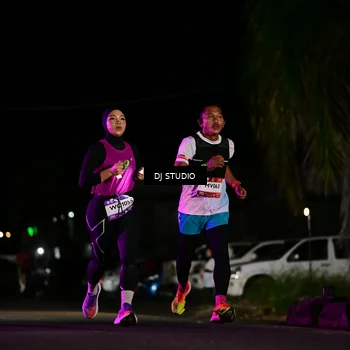 Runner Photo 7888003