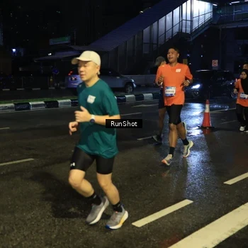Runner Photo 7888004