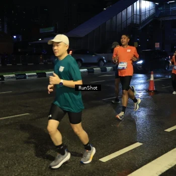 Runner Photo 7888005