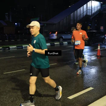 Runner Photo 7888010