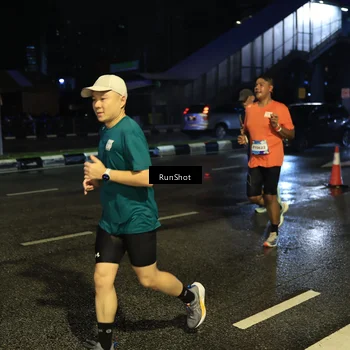Runner Photo 7888016