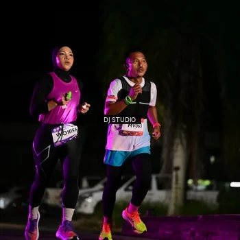 Runner Photo 7888019