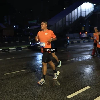Runner Photo 7888033