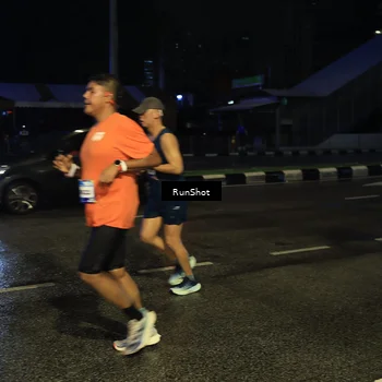 Runner Photo 7888051