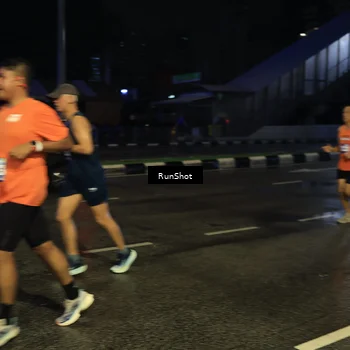 Runner Photo 7888053