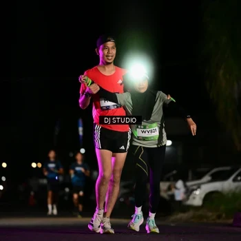 Runner Photo 7888063