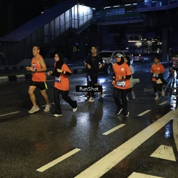 Runner Photo 7888073