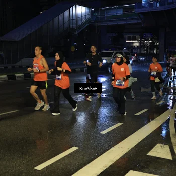 Runner Photo 7888075