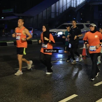 Runner Photo 7888081