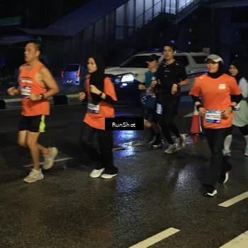 Runner Photo 7888083