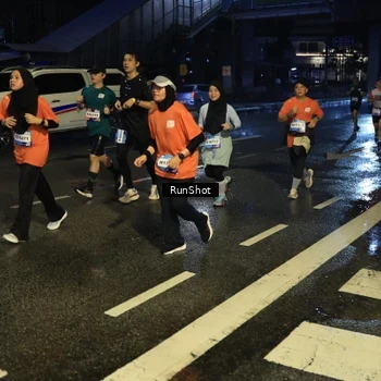 Runner Photo 7888095