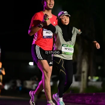 Runner Photo 7888101