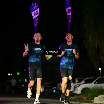 Runner Photo 7888102