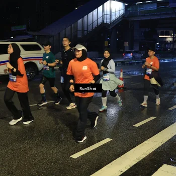 Runner Photo 7888106