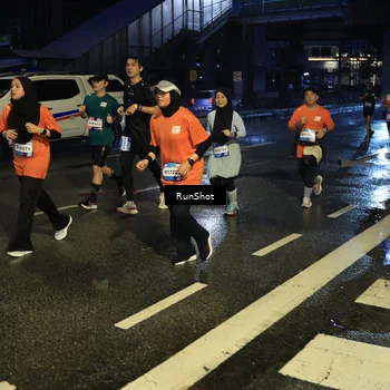 Runner Photo 7888109
