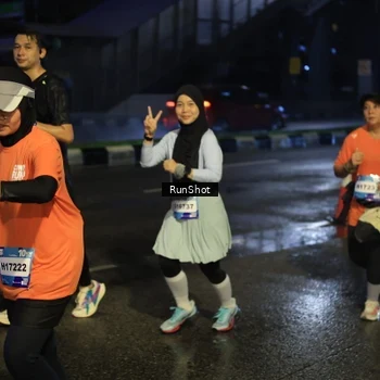 Runner Photo 7888115