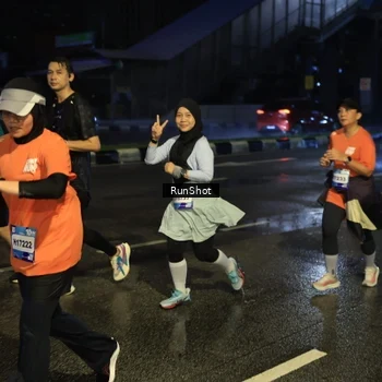 Runner Photo 7888120