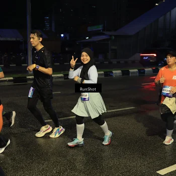 Runner Photo 7888133