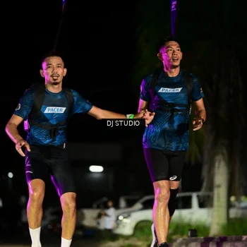 Runner Photo 7888137