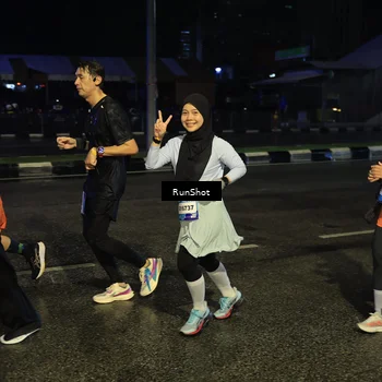 Runner Photo 7888139