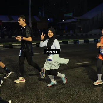 Runner Photo 7888143