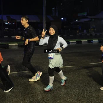 Runner Photo 7888147