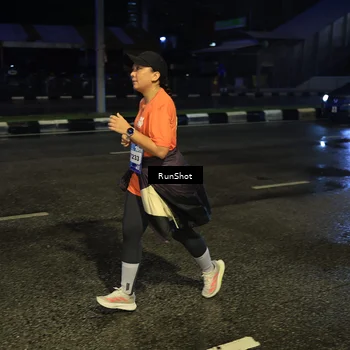 Runner Photo 7888159