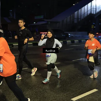 Runner Photo 7888163