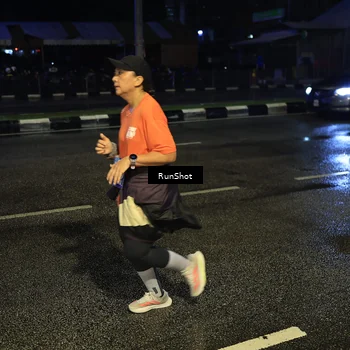 Runner Photo 7888172