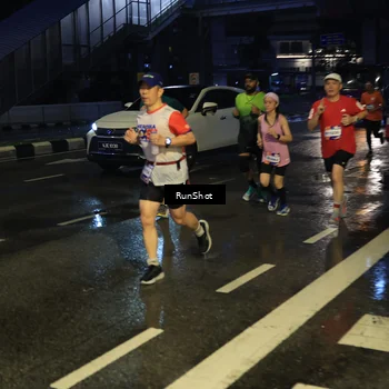 Runner Photo 7888190