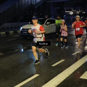 Runner Photo 7888191