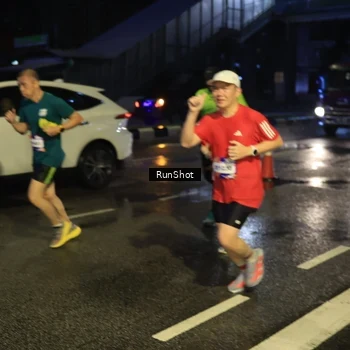 Runner Photo 7888235