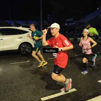 Runner Photo 7888252