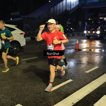 Runner Photo 7888277