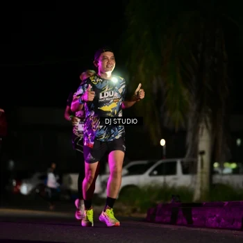 Runner Photo 7888292