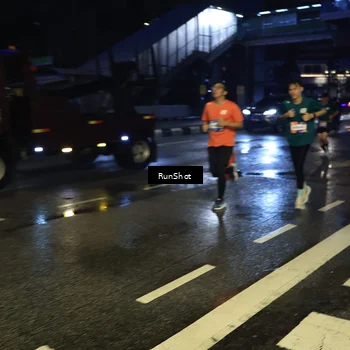 Runner Photo 7888294