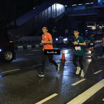 Runner Photo 7888299