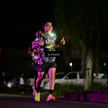Runner Photo 7888302