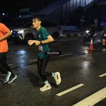 Runner Photo 7888320