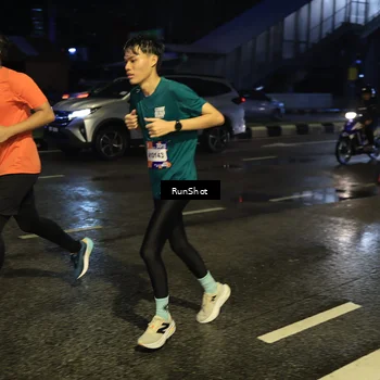 Runner Photo 7888327