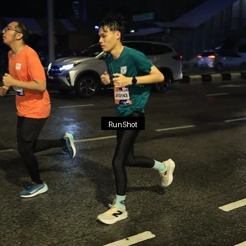 Runner Photo 7888333