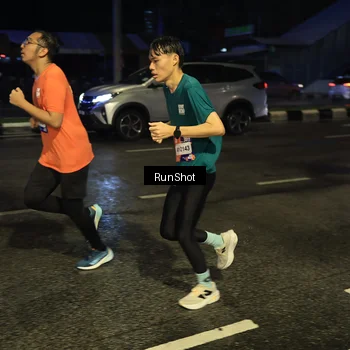 Runner Photo 7888335