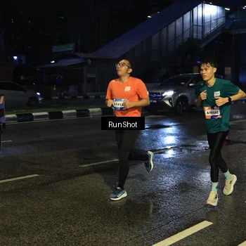 Runner Photo 7888342