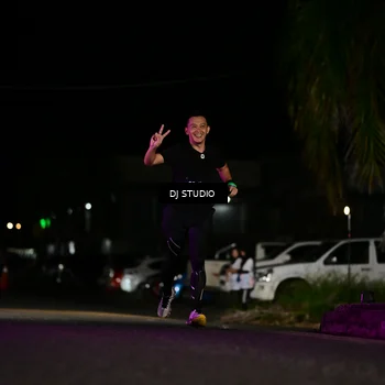 Runner Photo 7888352
