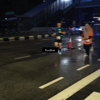 Runner Photo 7888360