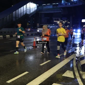 Runner Photo 7888367