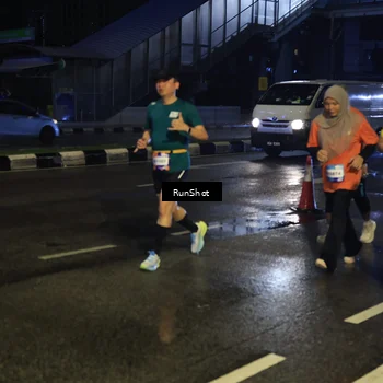 Runner Photo 7888371